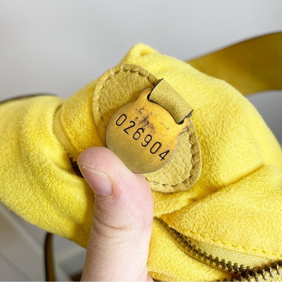 Mulberry Yellow Leather Hobo Bag Gold Buckle Hardware - Picture 13 of 16